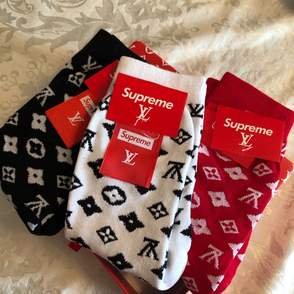 Supreme soxs